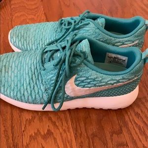 Teal Nike Roshes